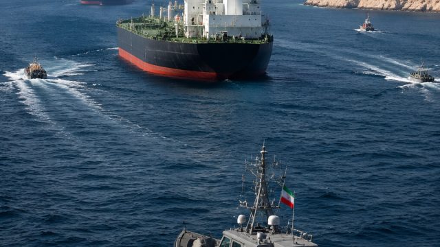 Navigating Tensions: A Surge in Strait of Hormuz Maritime Activity | upik mini soccer, tripod alien