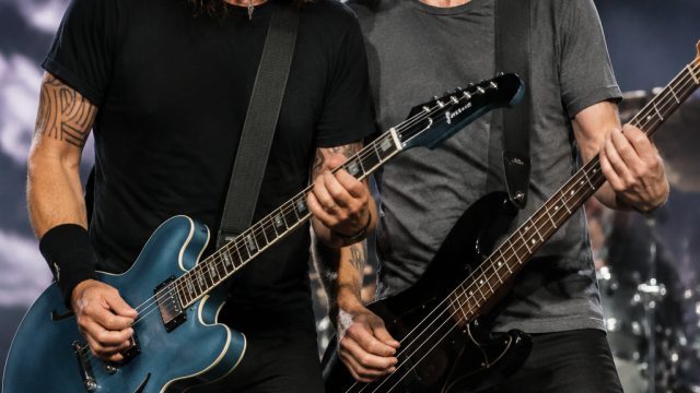 Nate Mendel Joins Foo Fighters for Iconic Cover of 'Seven'
