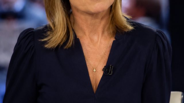 Savannah Guthrie Addresses False Claims About Her Mother's Health | pokmon go online, wahyupoker, sl