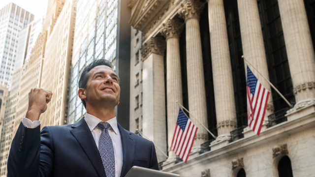 Market Recovery: Wall Street Stages Strong Comeback Amid Oil Price Drop